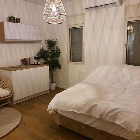 חדר במדבר Hotell Be'er Ora Exteriör bild