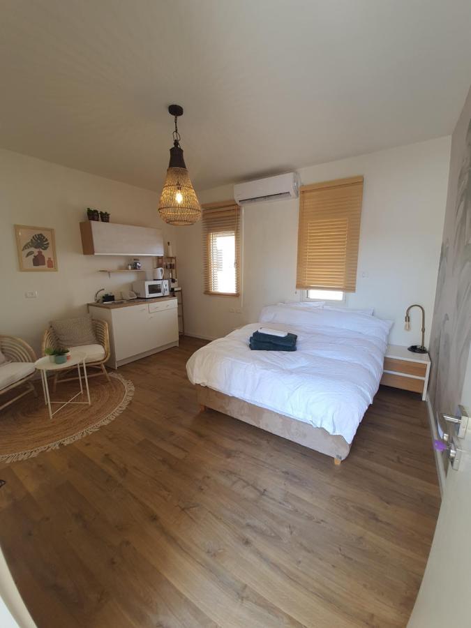 חדר במדבר Hotell Be'er Ora Exteriör bild