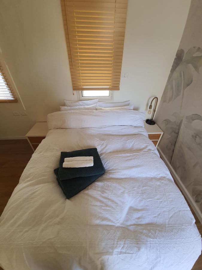 חדר במדבר Hotell Be'er Ora Exteriör bild