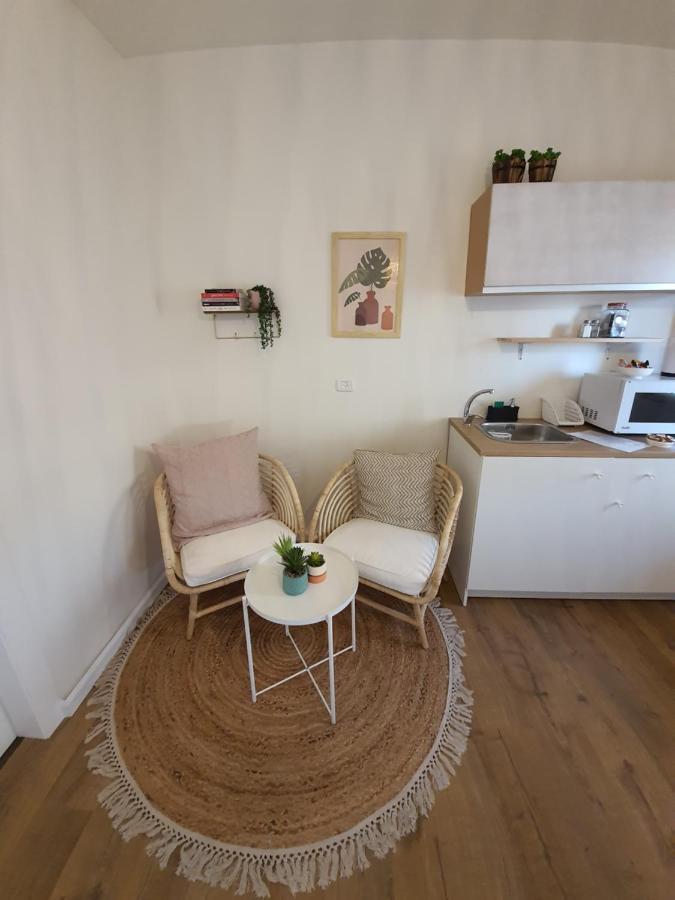 חדר במדבר Hotell Be'er Ora Exteriör bild