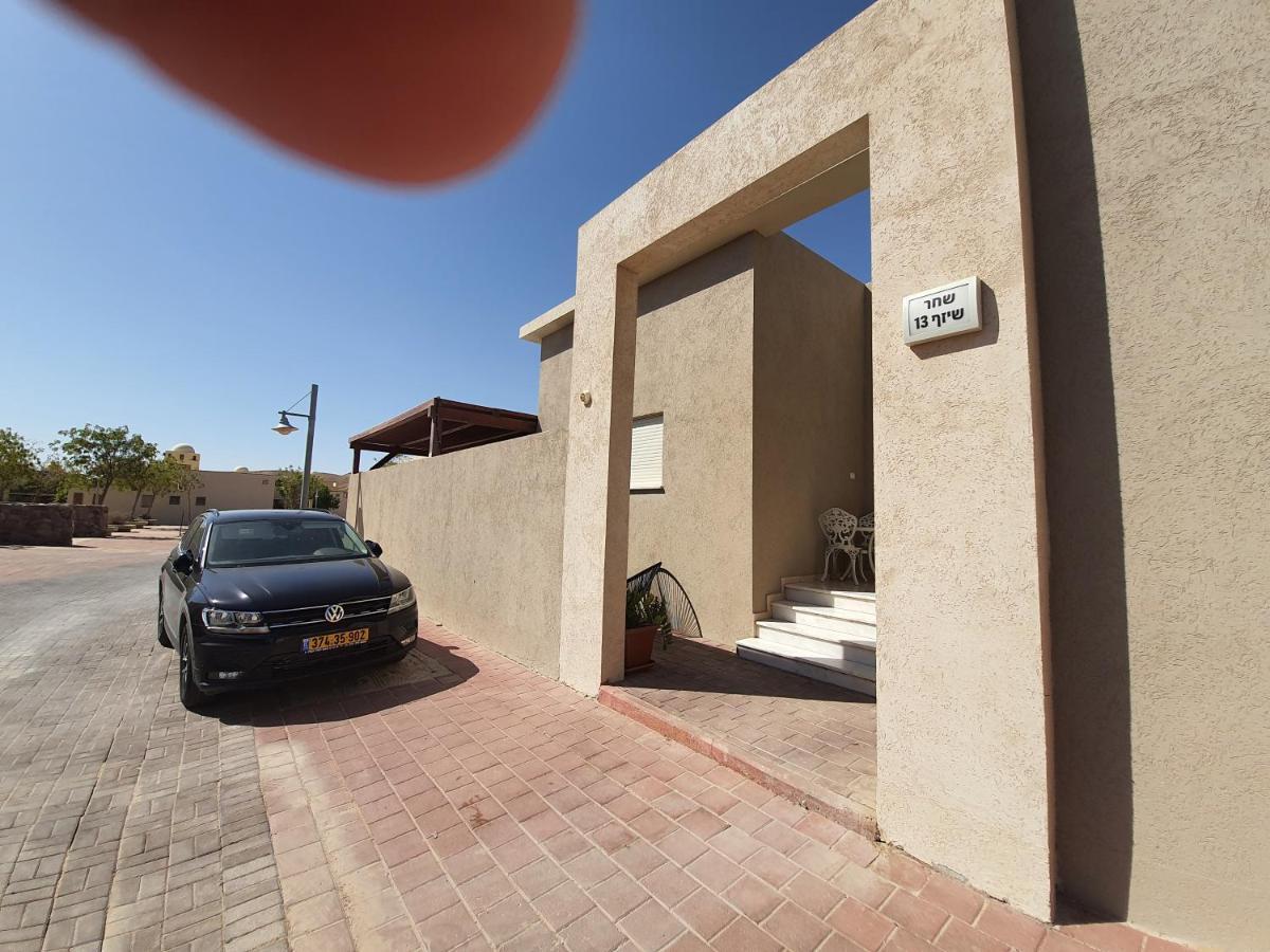 חדר במדבר Hotell Be'er Ora Exteriör bild